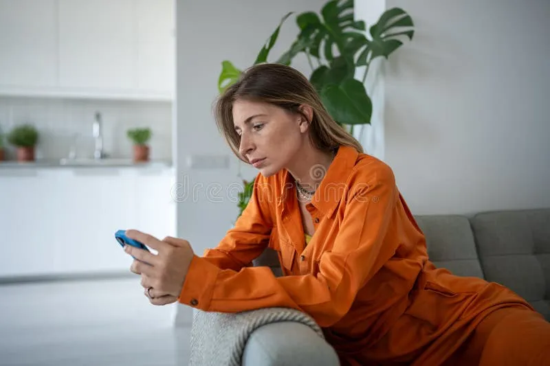 My Friends Were Using Me as a Free Therapist — Here's How I Finally Put a Stop to It